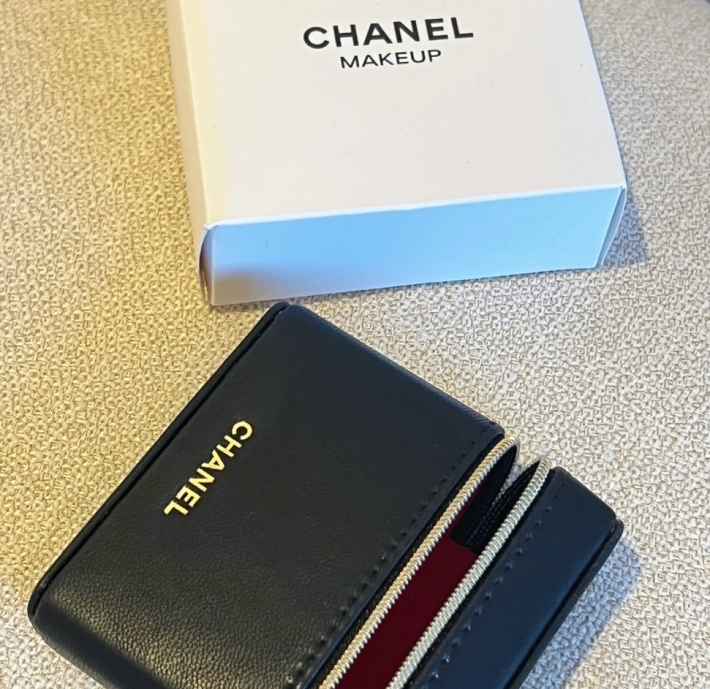 Chanel Leather Lipstick Bag Cosmetic Bag image indicator(4)