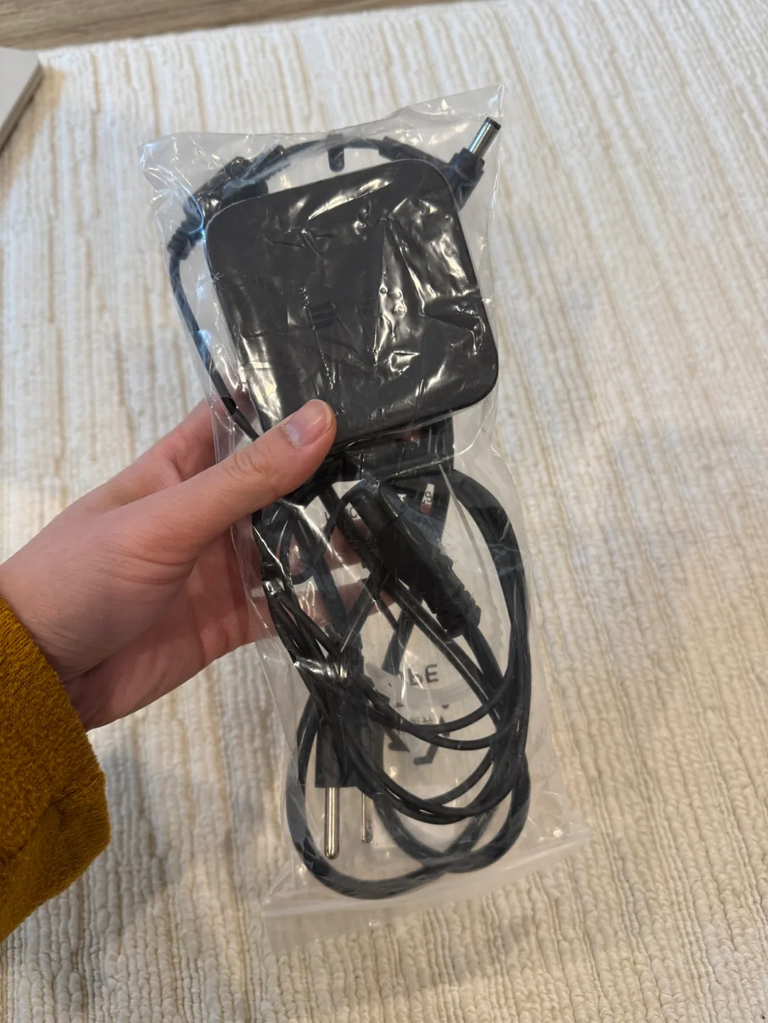 4K ASUS 28” Monitor image indicator(5)