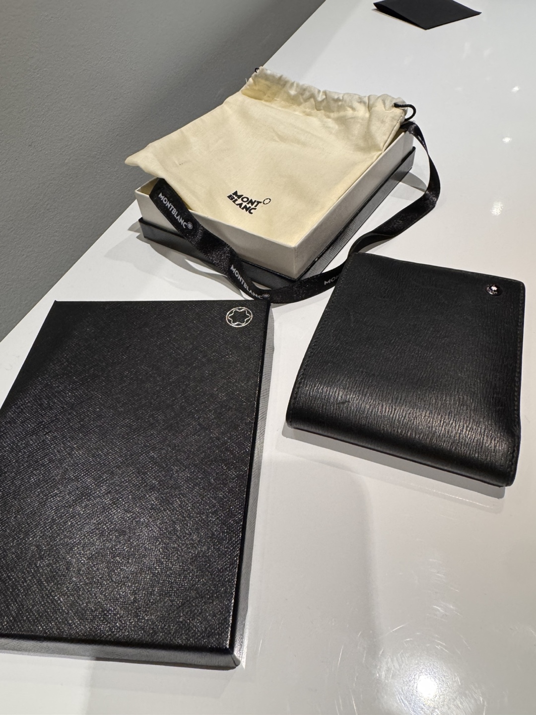 Men’s Montblanc Wallet (Black Leather) - photo 2