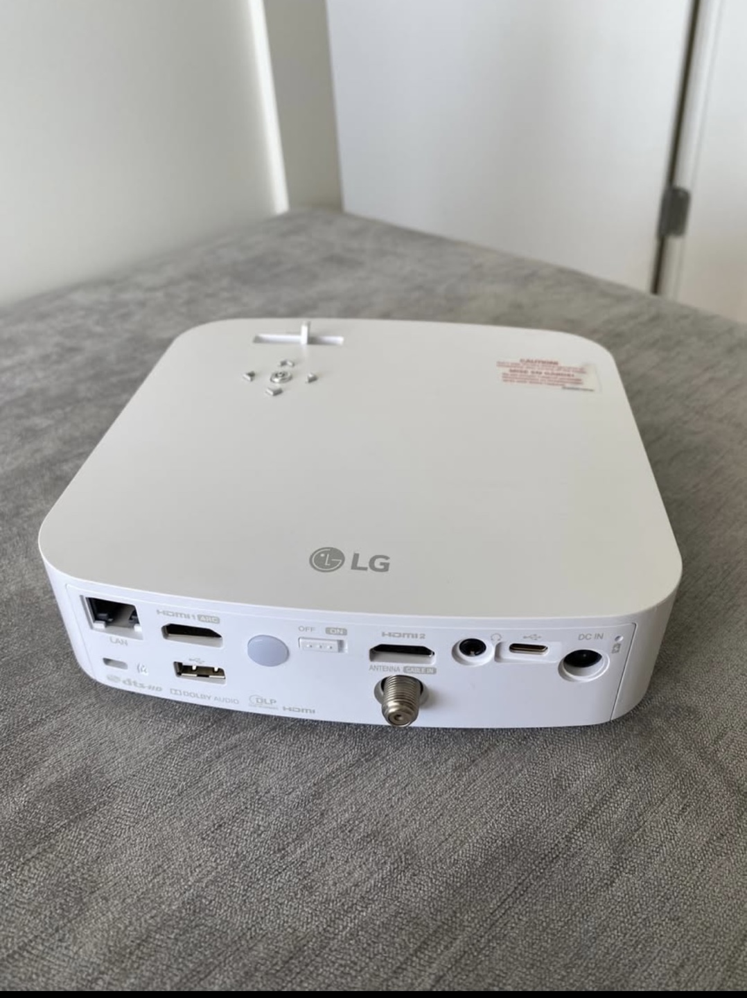 LG PF50KA 1080p Home Theatre Projector - photo 2