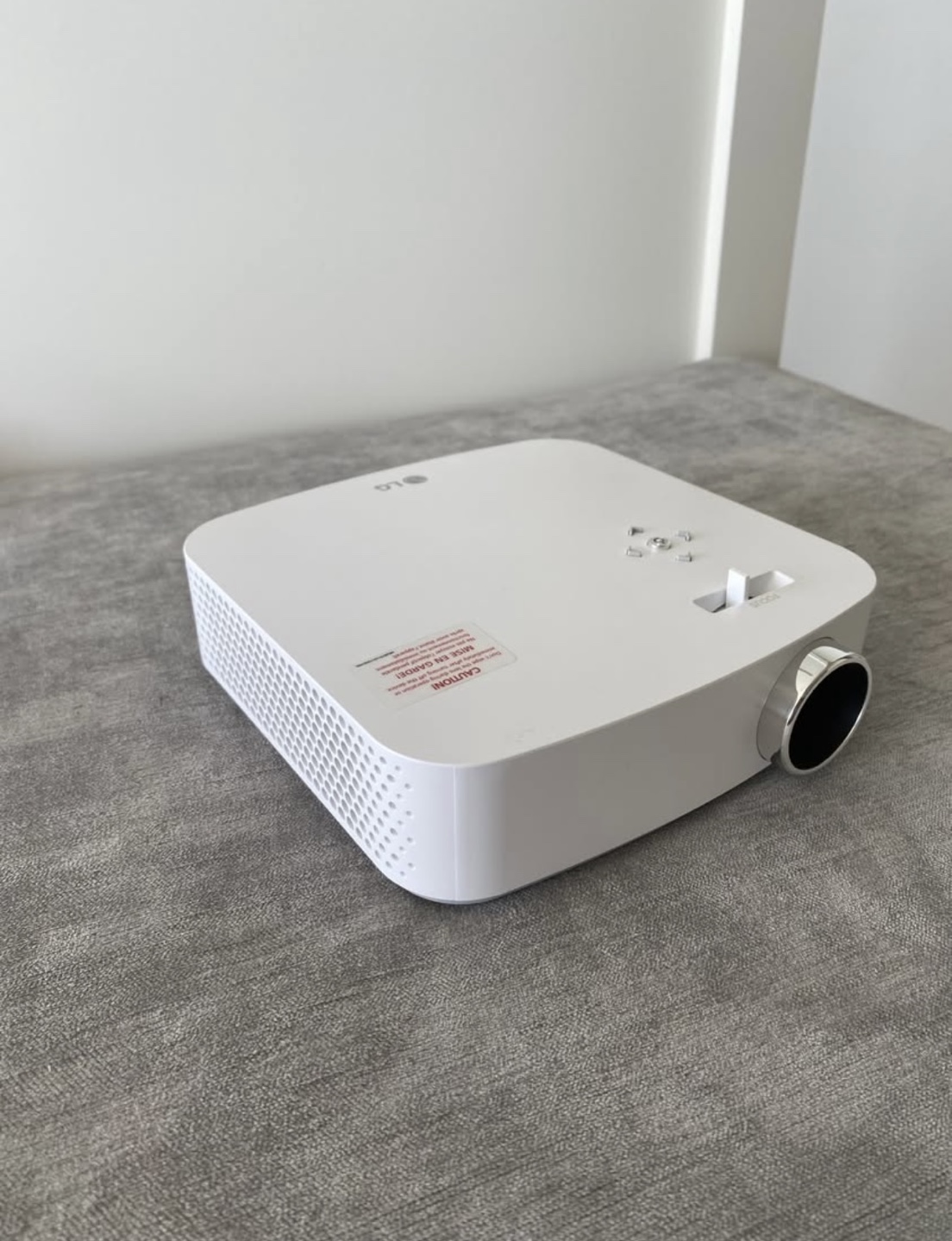 LG PF50KA 1080p Home Theatre Projector - photo 3