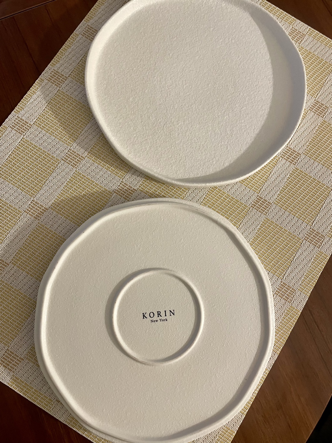 Textured dinner plates