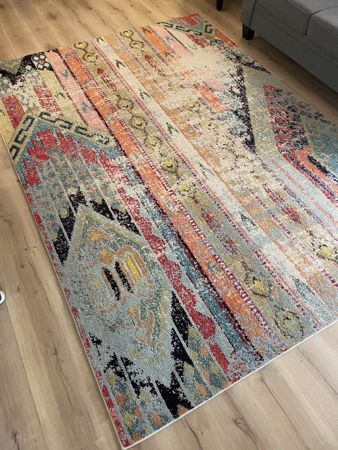 Beautiful Safavieh Monaco area rug for sale. Excellent condition