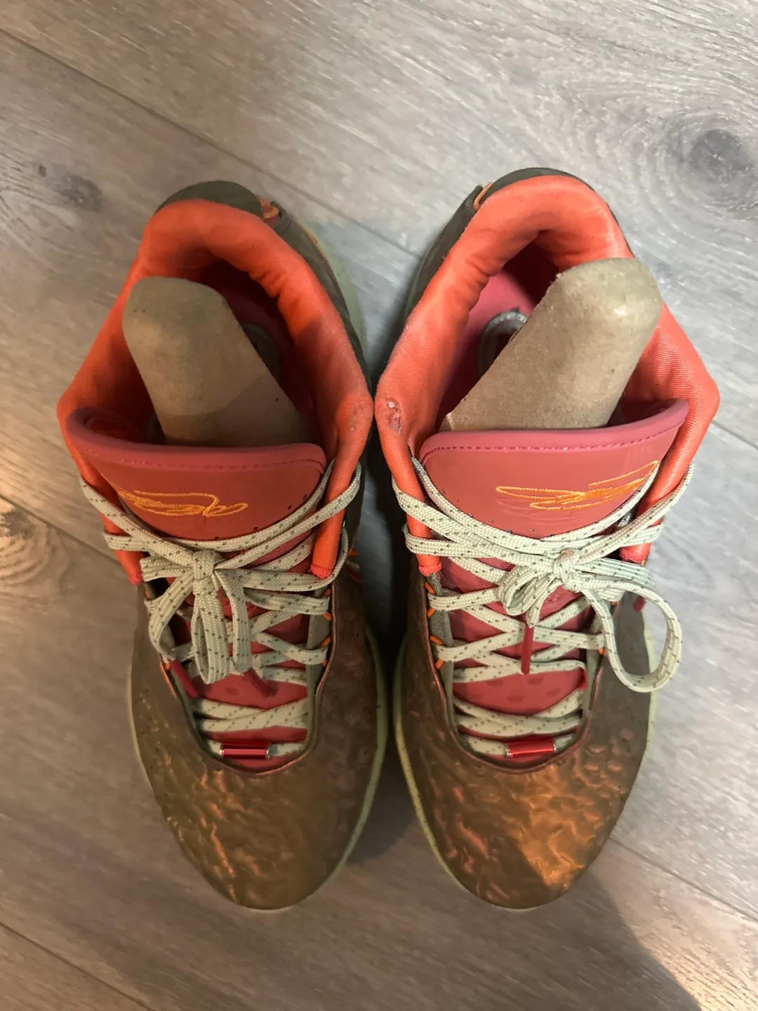 Nike LeBron 21 Queen Conch Size 10 image indicator(5)