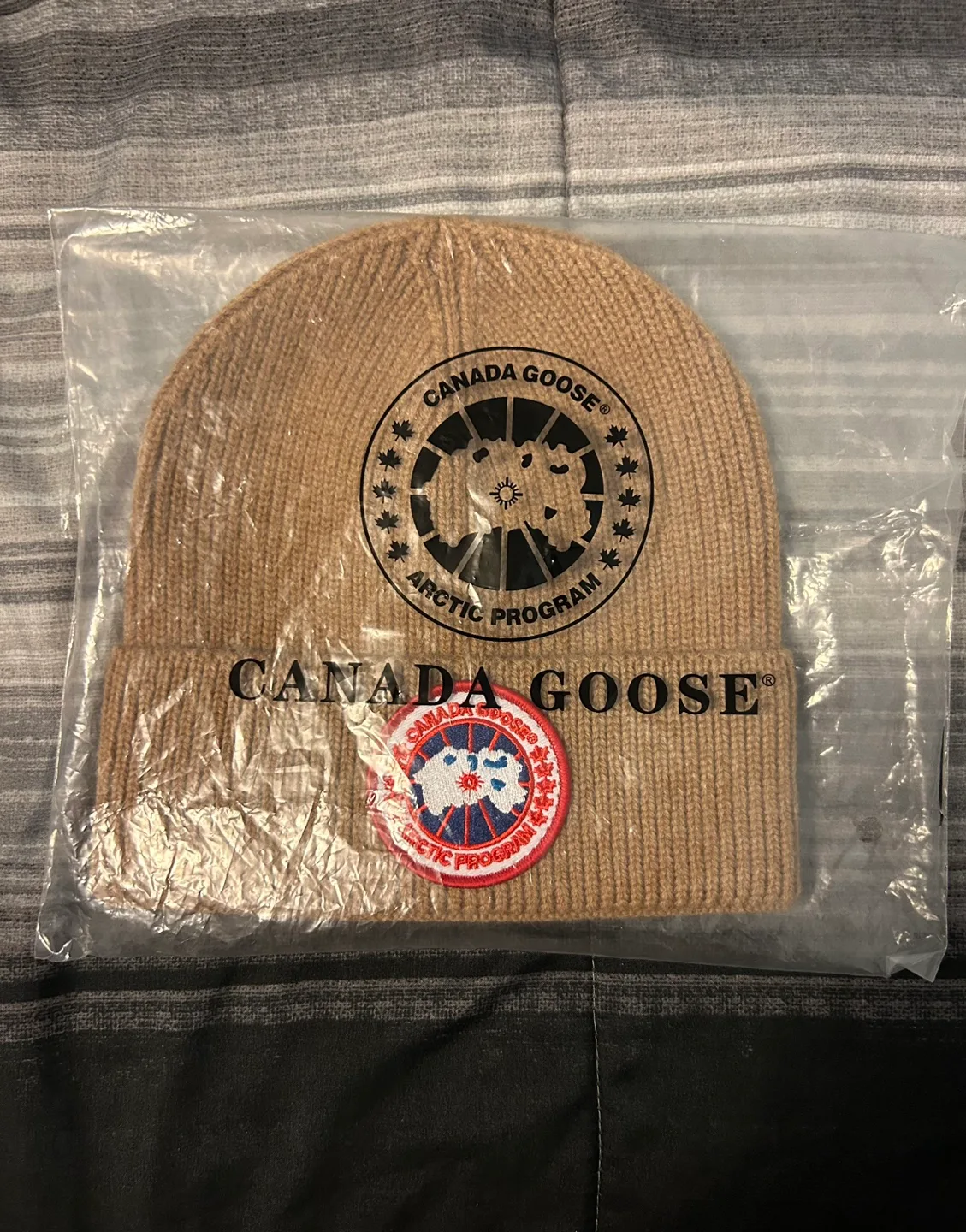 Canada Goose Beanie thumbnail