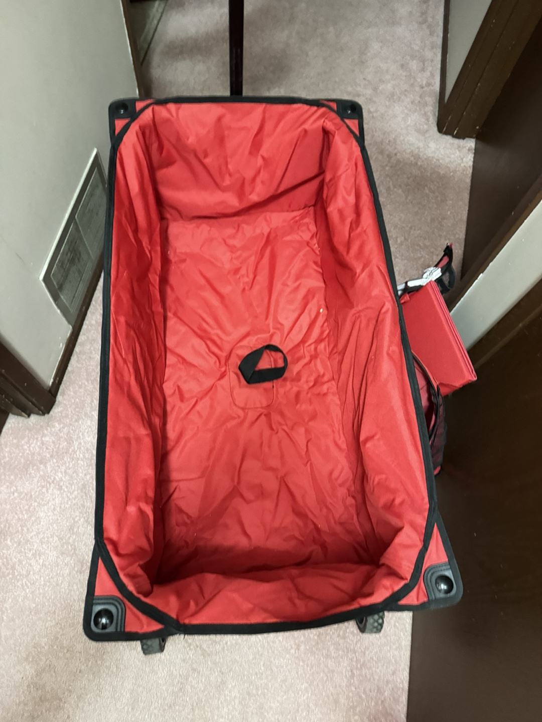 Ozark Utility Wagon Red