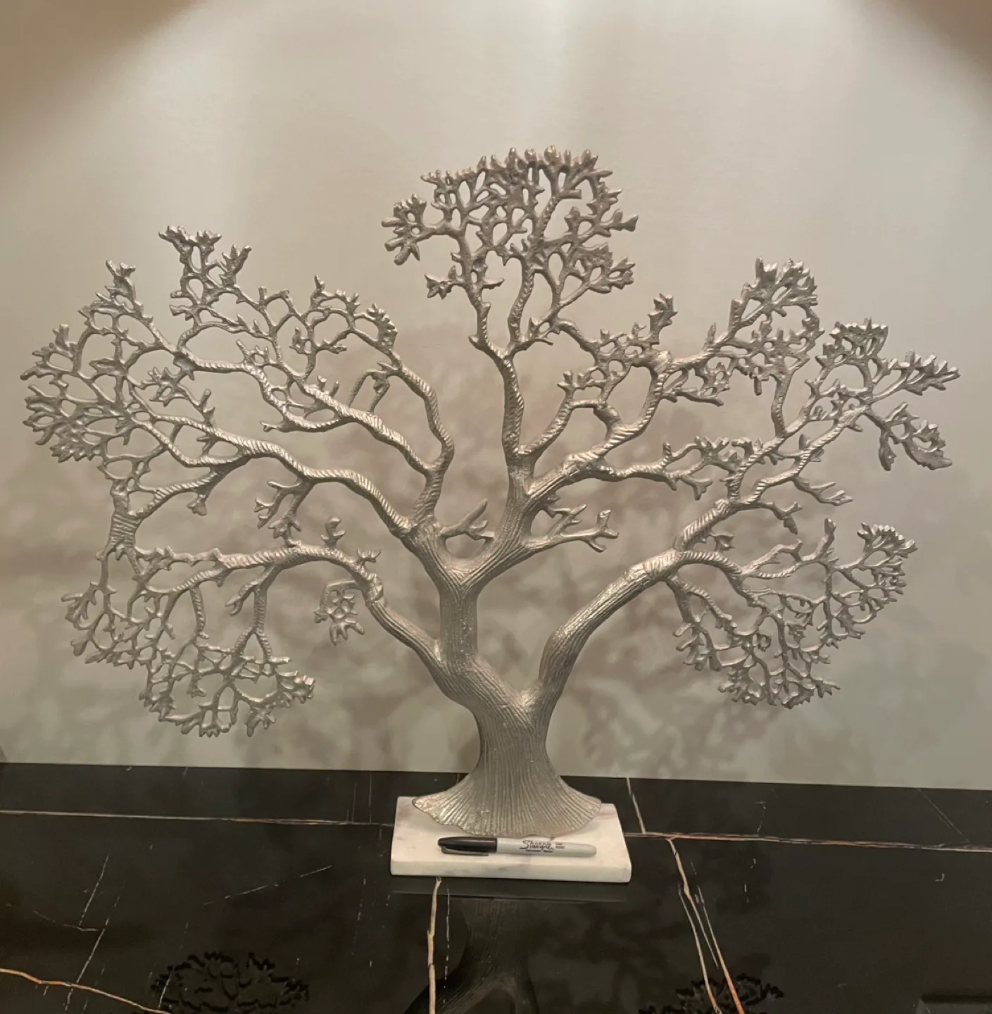 Silver Metal Tree Sculpture image indicator(2)