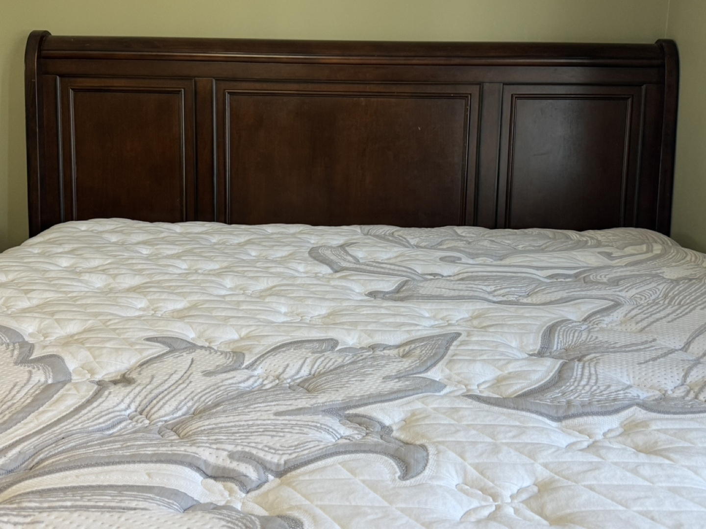 King Mattress with Storage Bed Frame