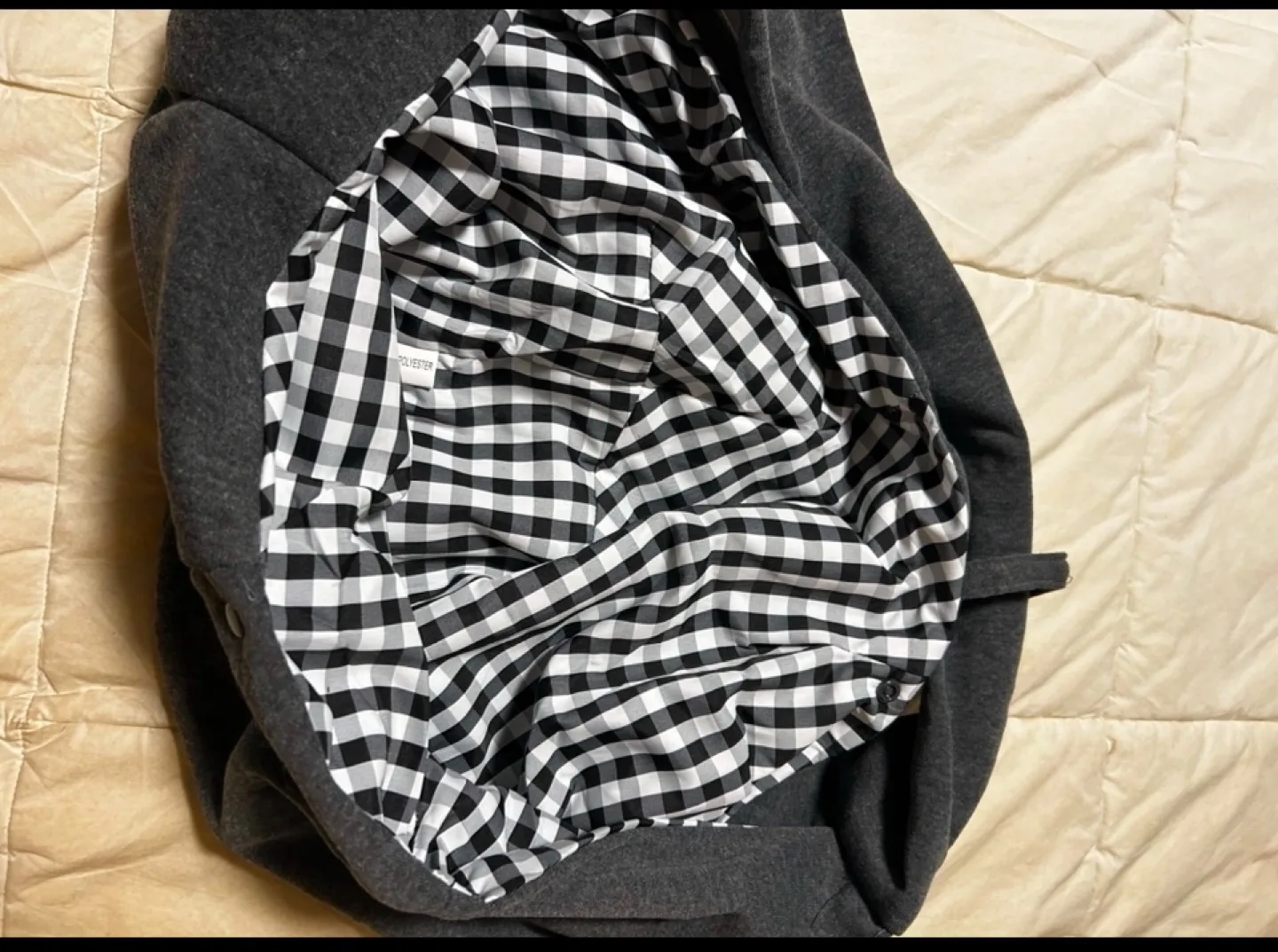 Grey Pet Carrier Sling Bag image indicator(3)