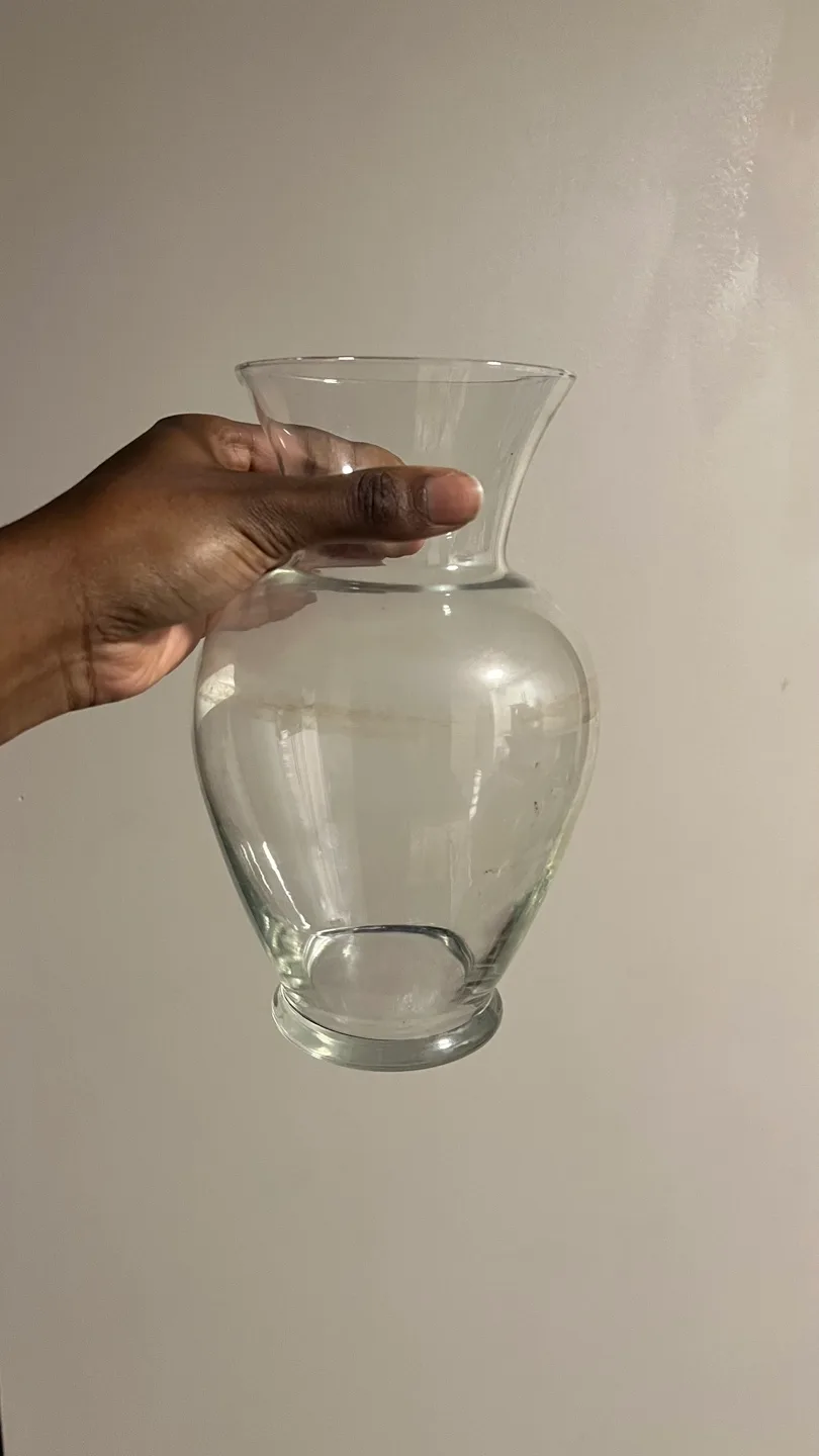 Clear Flower/Plant Glass Vase thumbnail