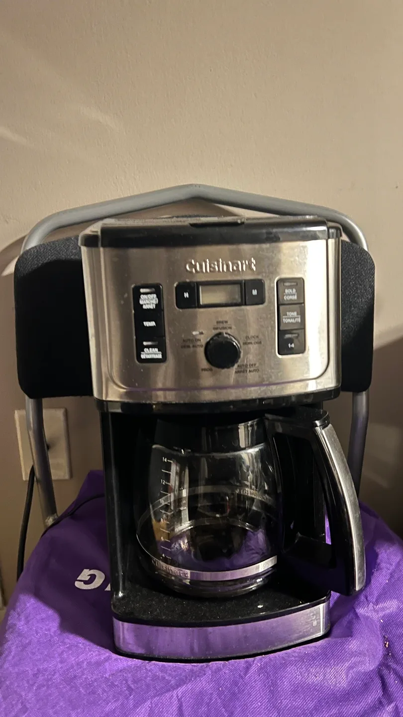 Cuisinart Coffee Maker thumbnail