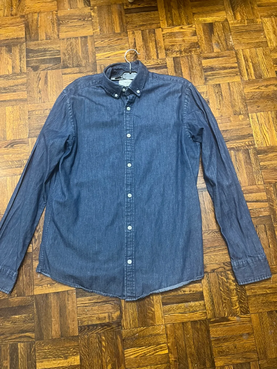 Men's Long Sleeve Denim Shirt thumbnail