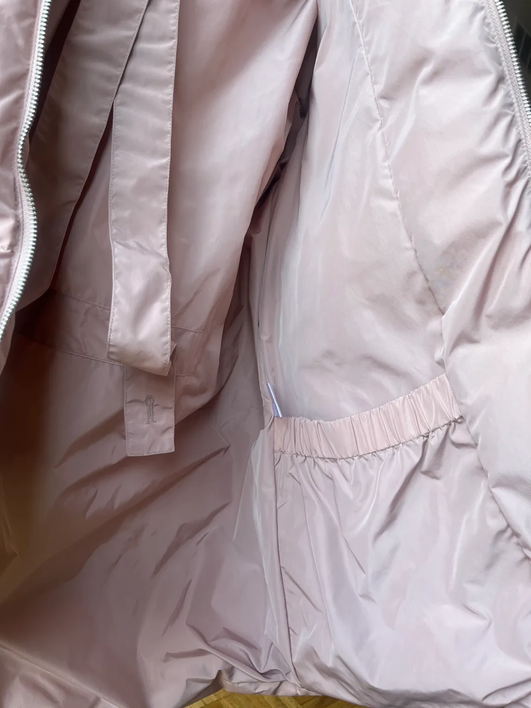 Pink Puffer Jacket image indicator(6)