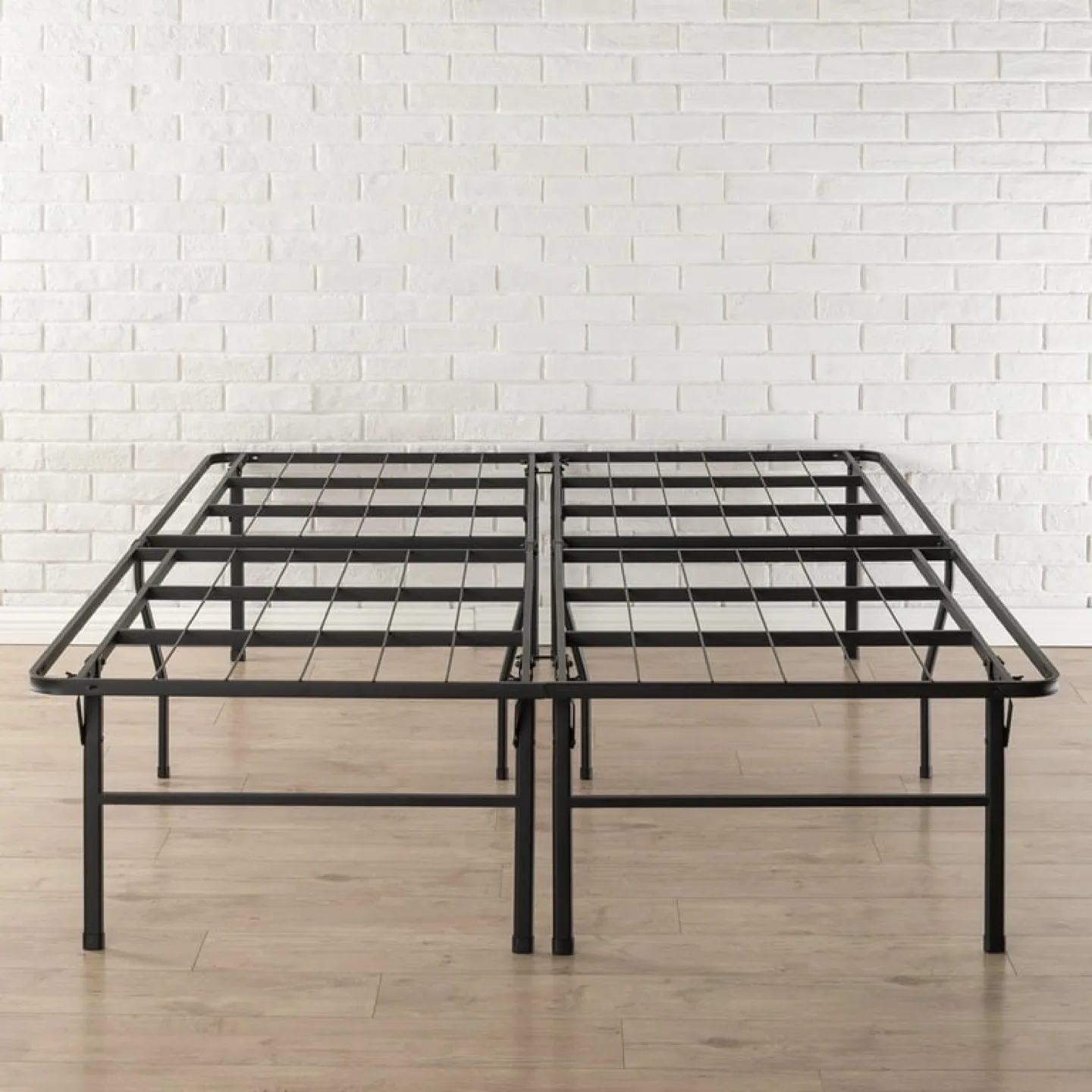King Metal Foldable Bed Frame - Brand New image indicator(3)