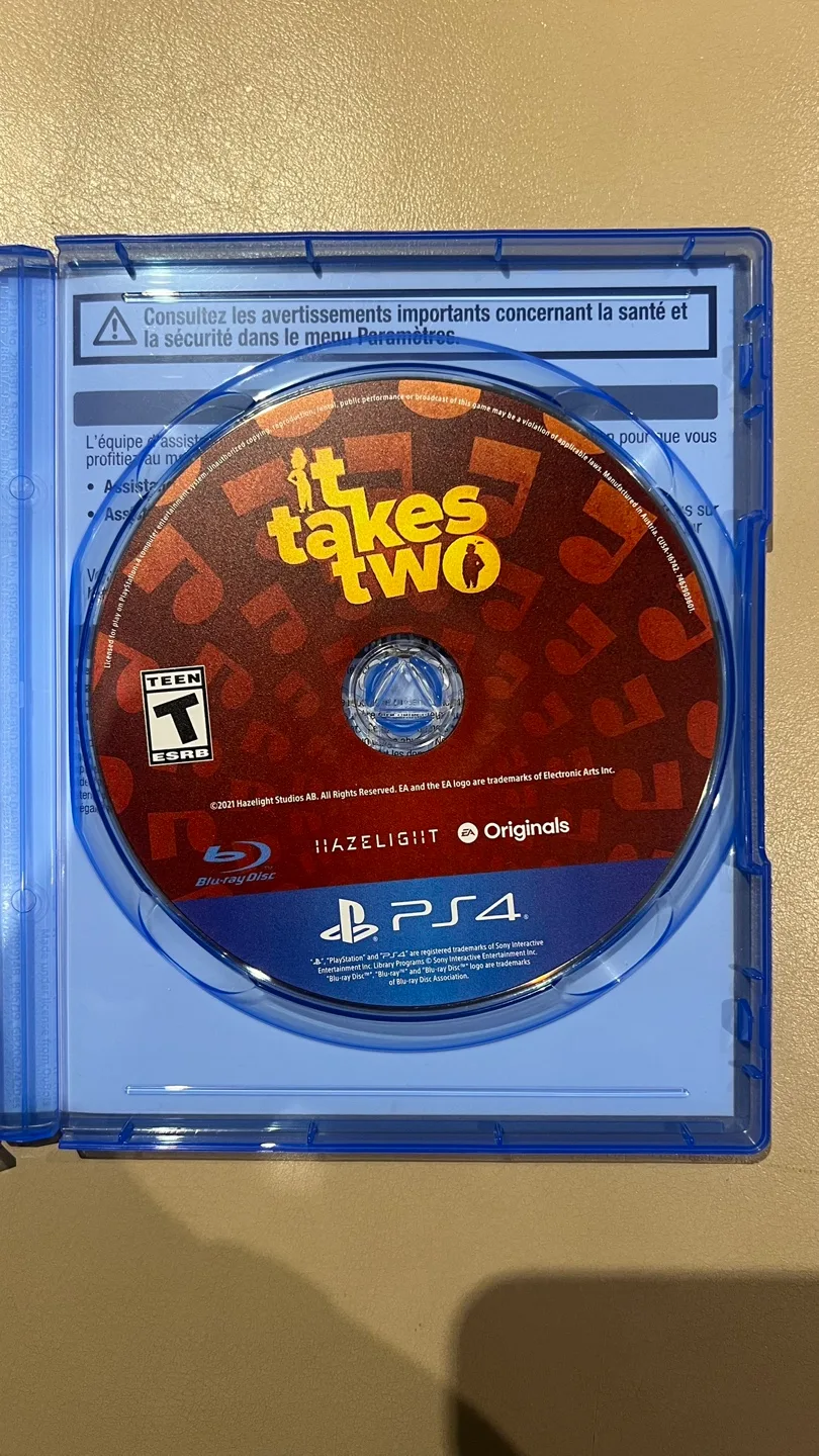 It Takes Two PS4 Game image indicator(2)