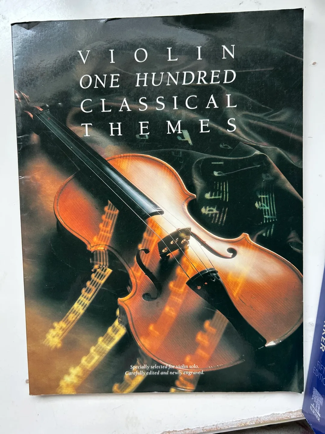 Violin One Hundred Classical Themes image indicator(2)