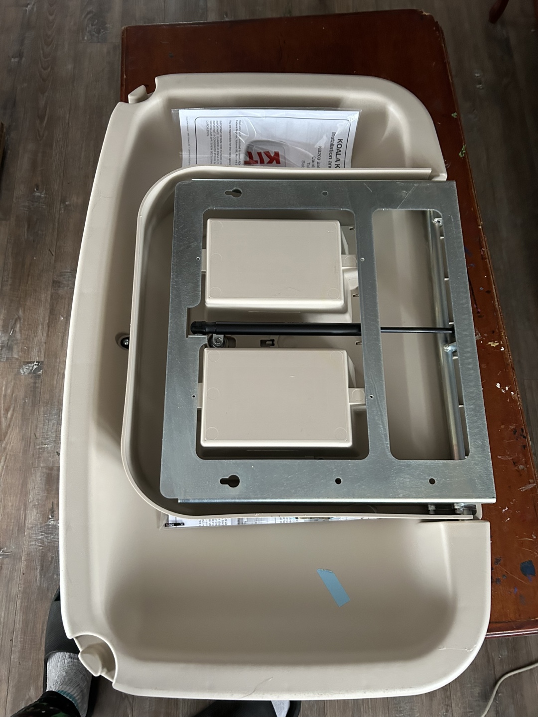 Koala Kare Wall Mounted Changing Station - photo 4