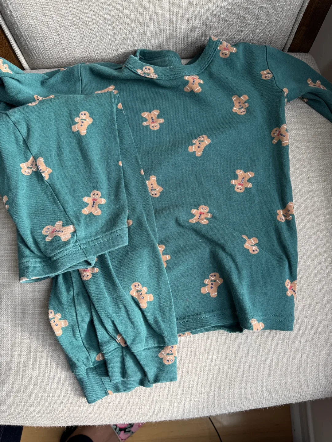 Gap Kids Gingerbread Pajama Set Size 4 thumbnail