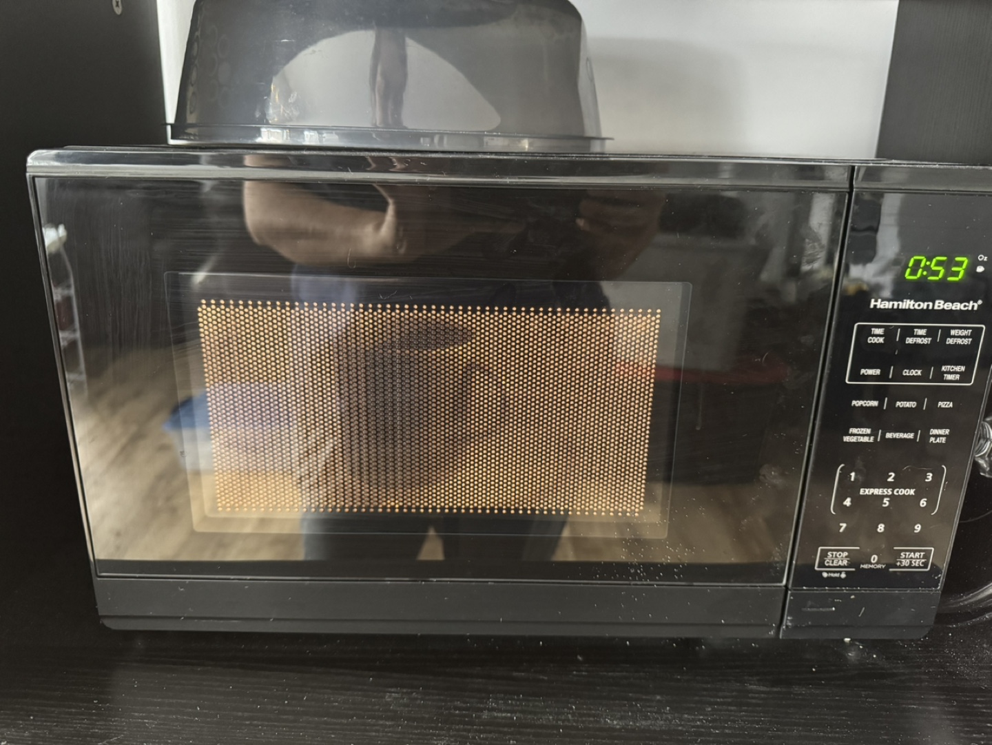 Hamilton Beach Microwave - photo 2