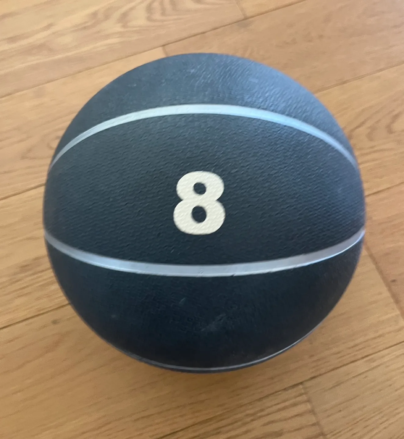 8lb Medicine Ball (for exercise) thumbnail