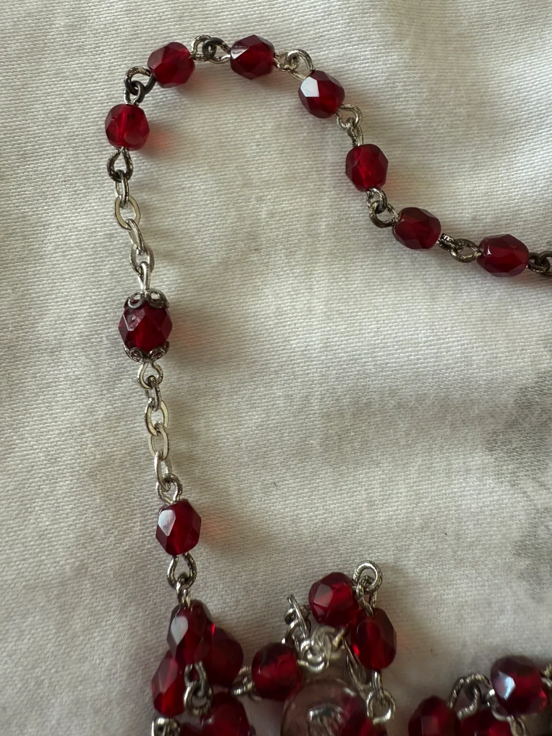 Red Crystal Rosary Beads image indicator(3)
