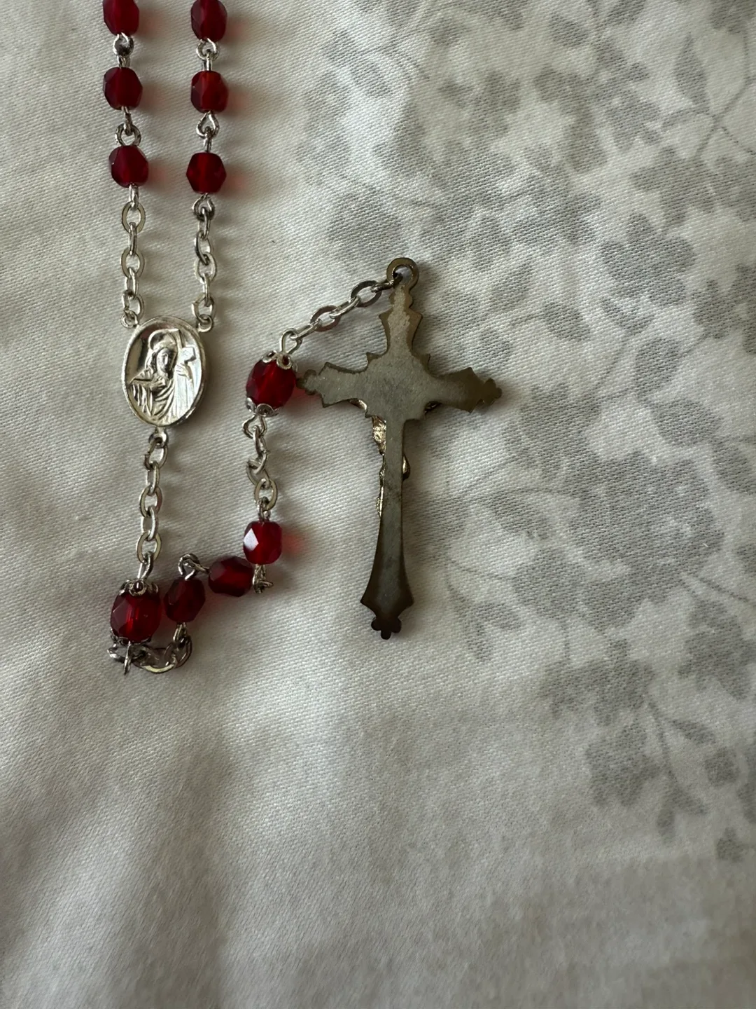Red Crystal Rosary Beads image indicator(4)