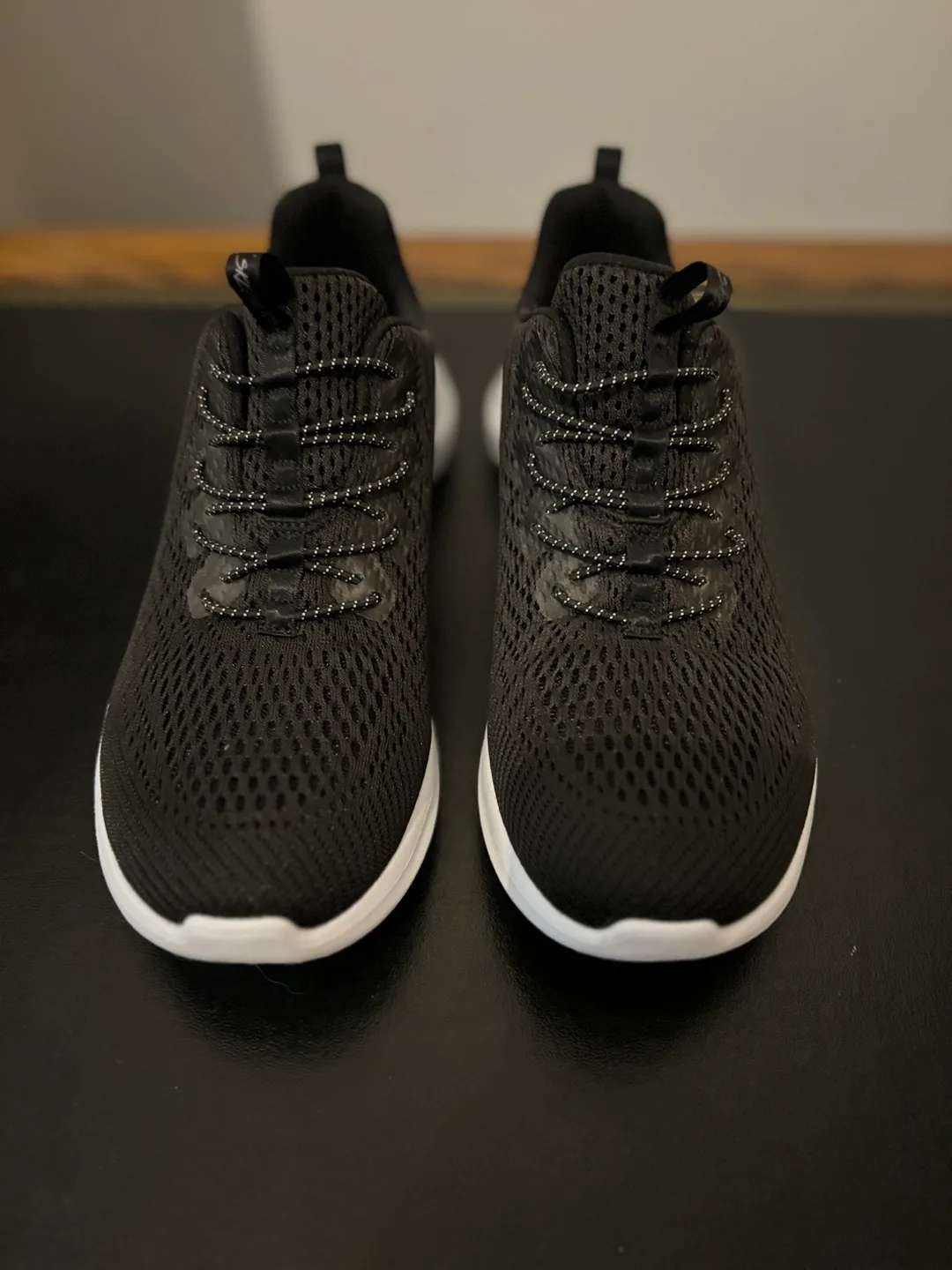 BRAND NEW WOT Skechers Ladies Ultra Slip on Shoes image indicator(4)