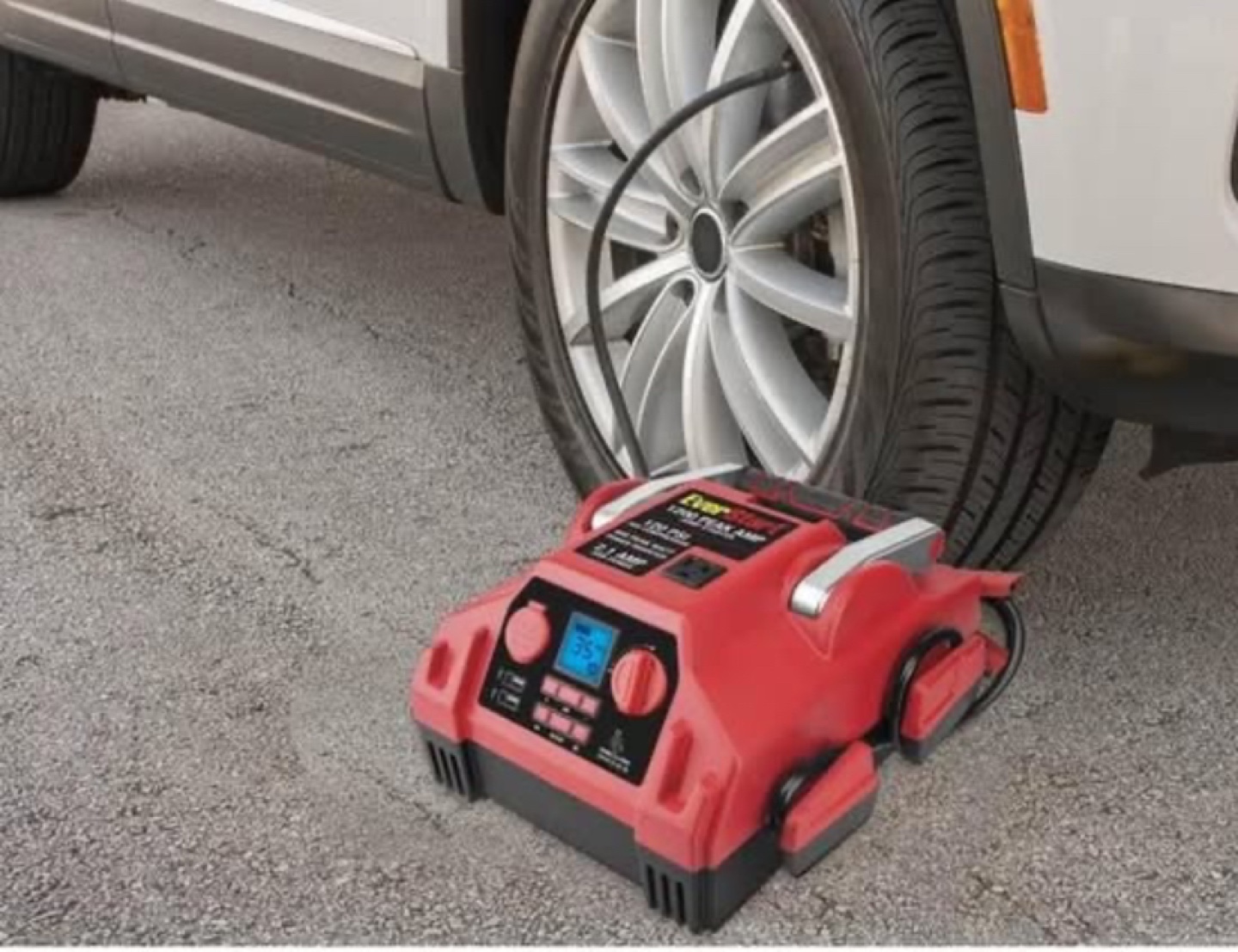 EverStart 1200A Jump Starter - photo 4