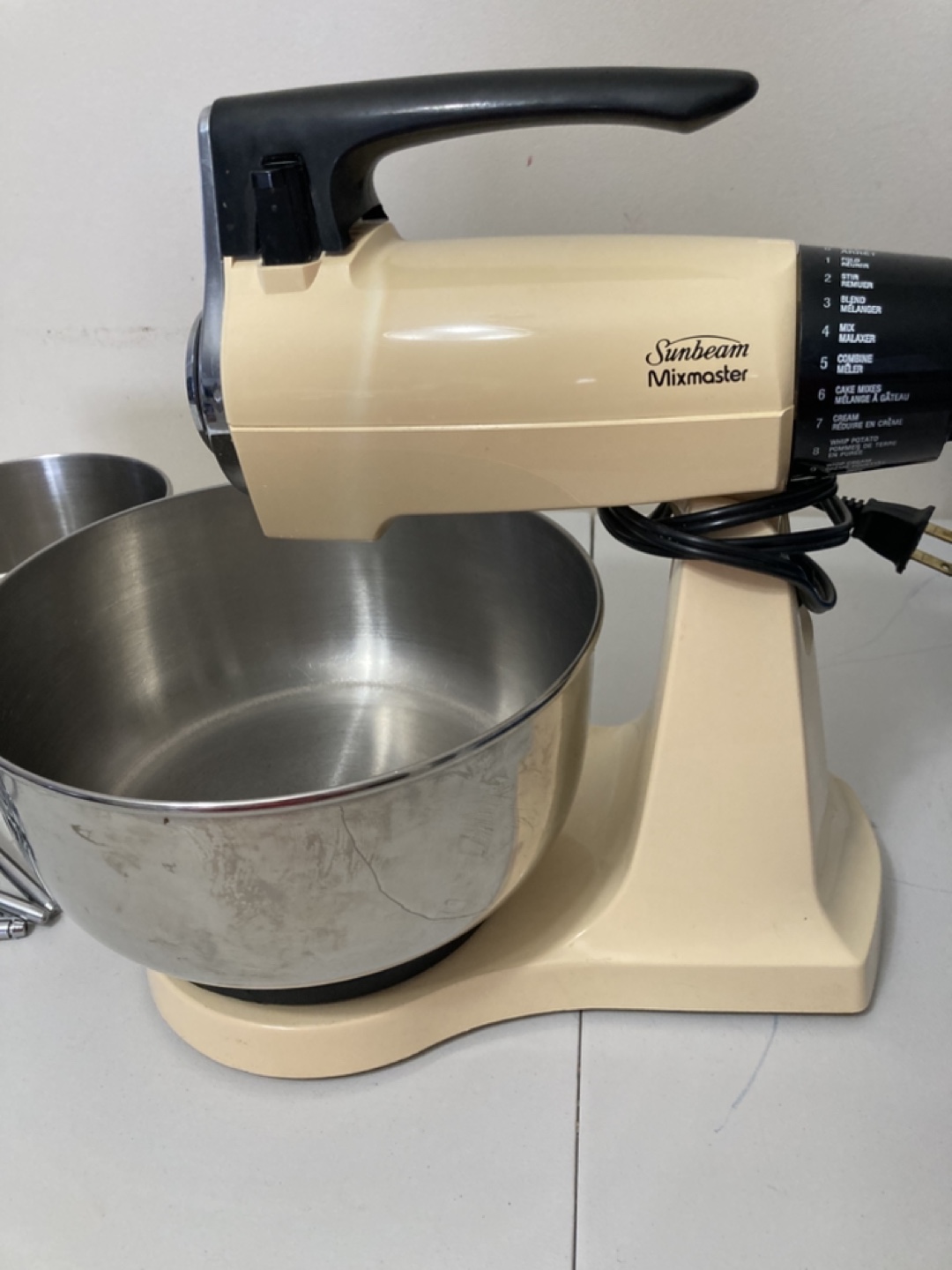 Vintage Sunbeam Mixmaster Stand Mixer