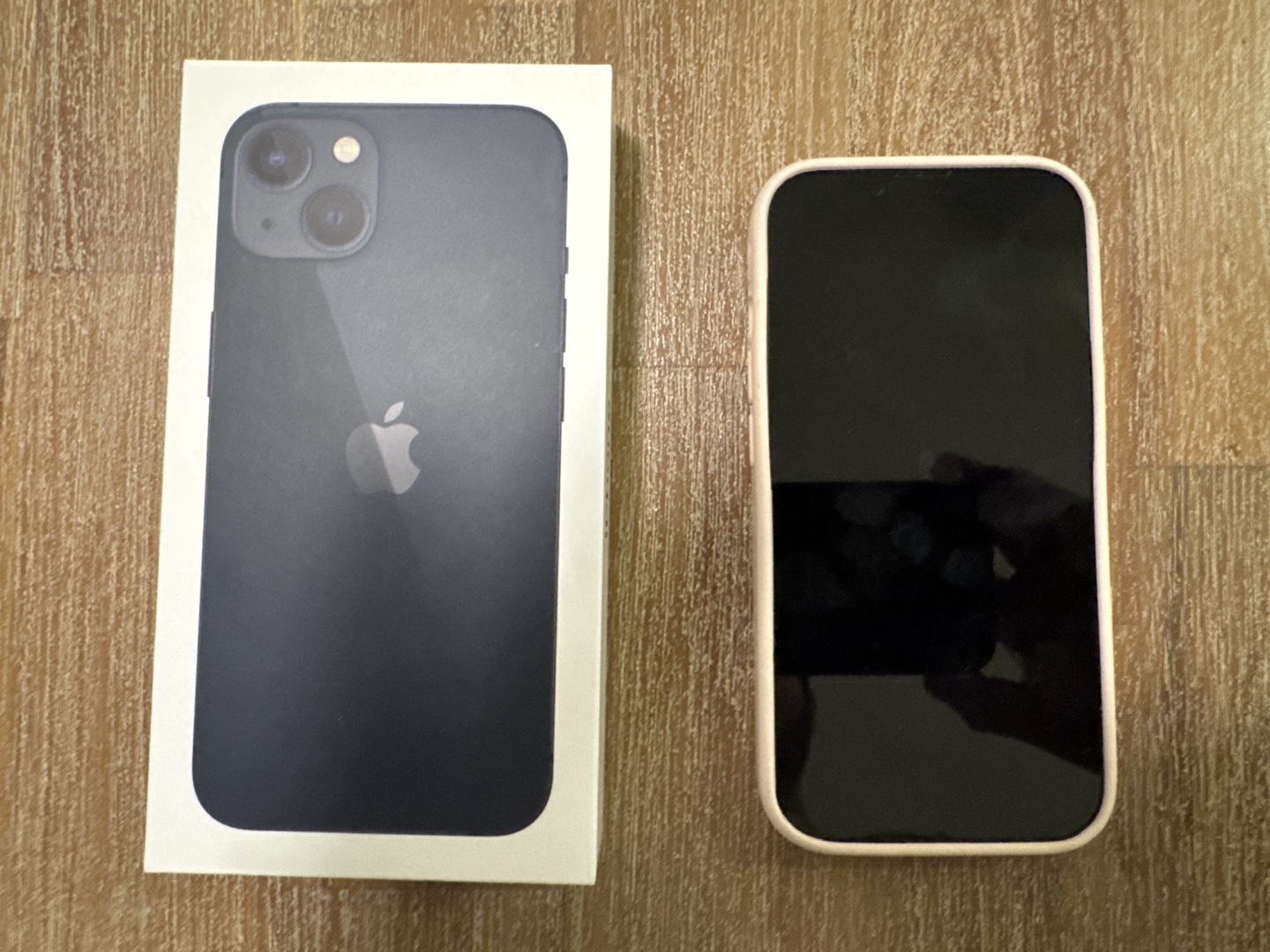 iPhone 13 128gb black