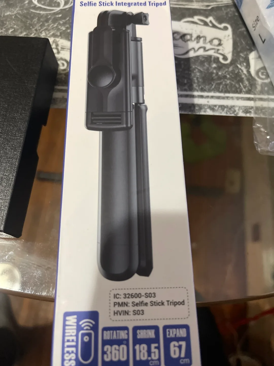 Wireless Selfie Stick Tripod thumbnail