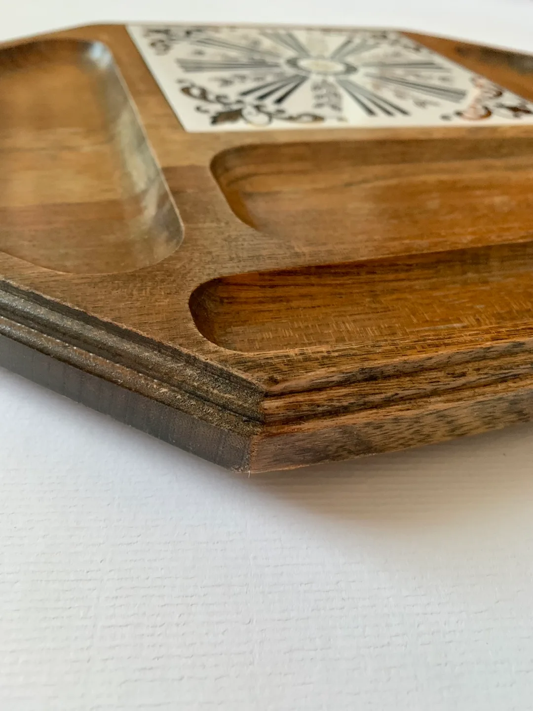 Vintage Octagonal Wood Serving Tray with Tile Insert image indicator(7)