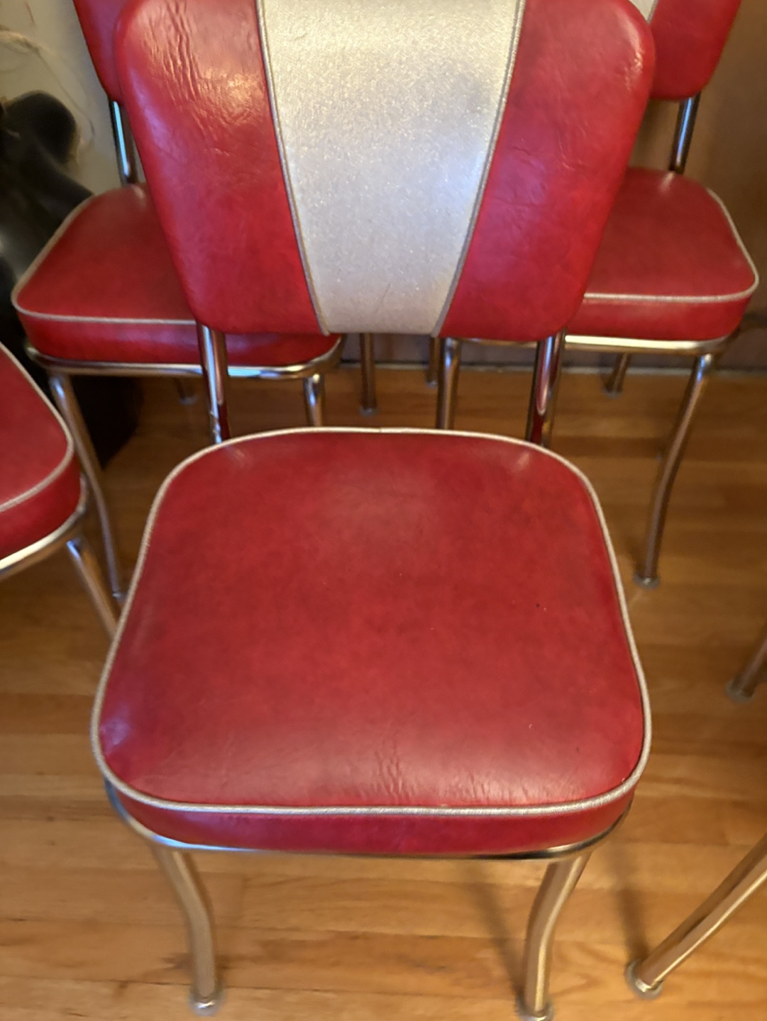 Set of 6 Vintage Red & White Diner Chairs - photo 2