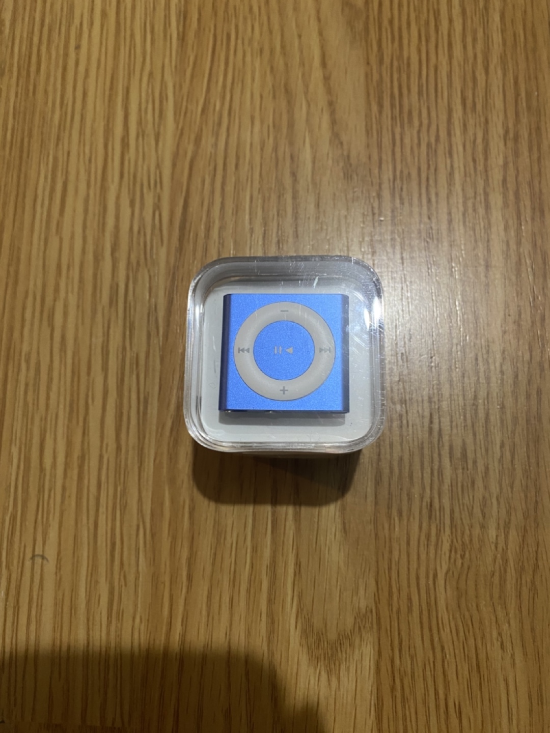 iPod Shuffle 2GB BNIB
