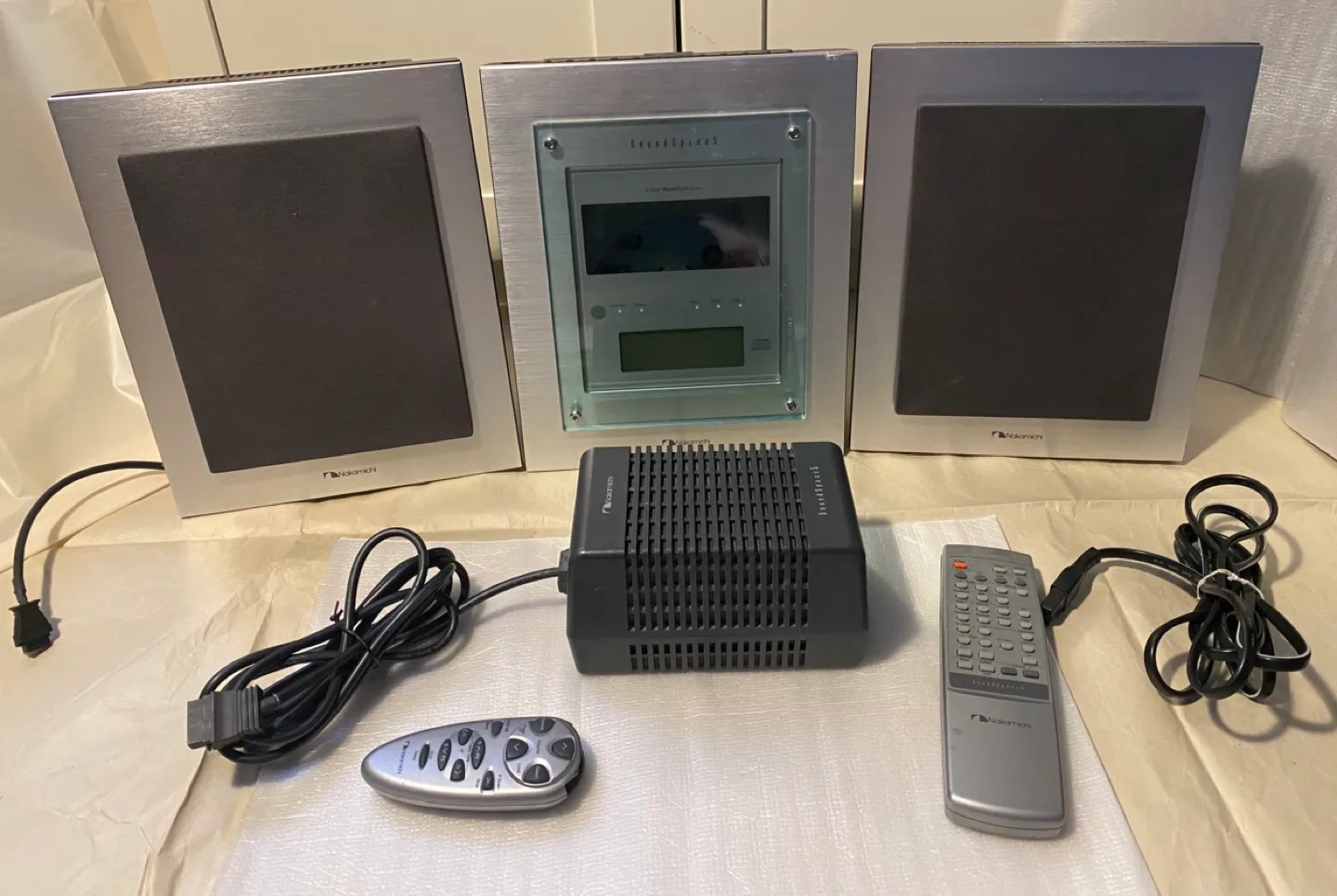 Nakamichi SoundSpace 5 Stereo Music System thumbnail