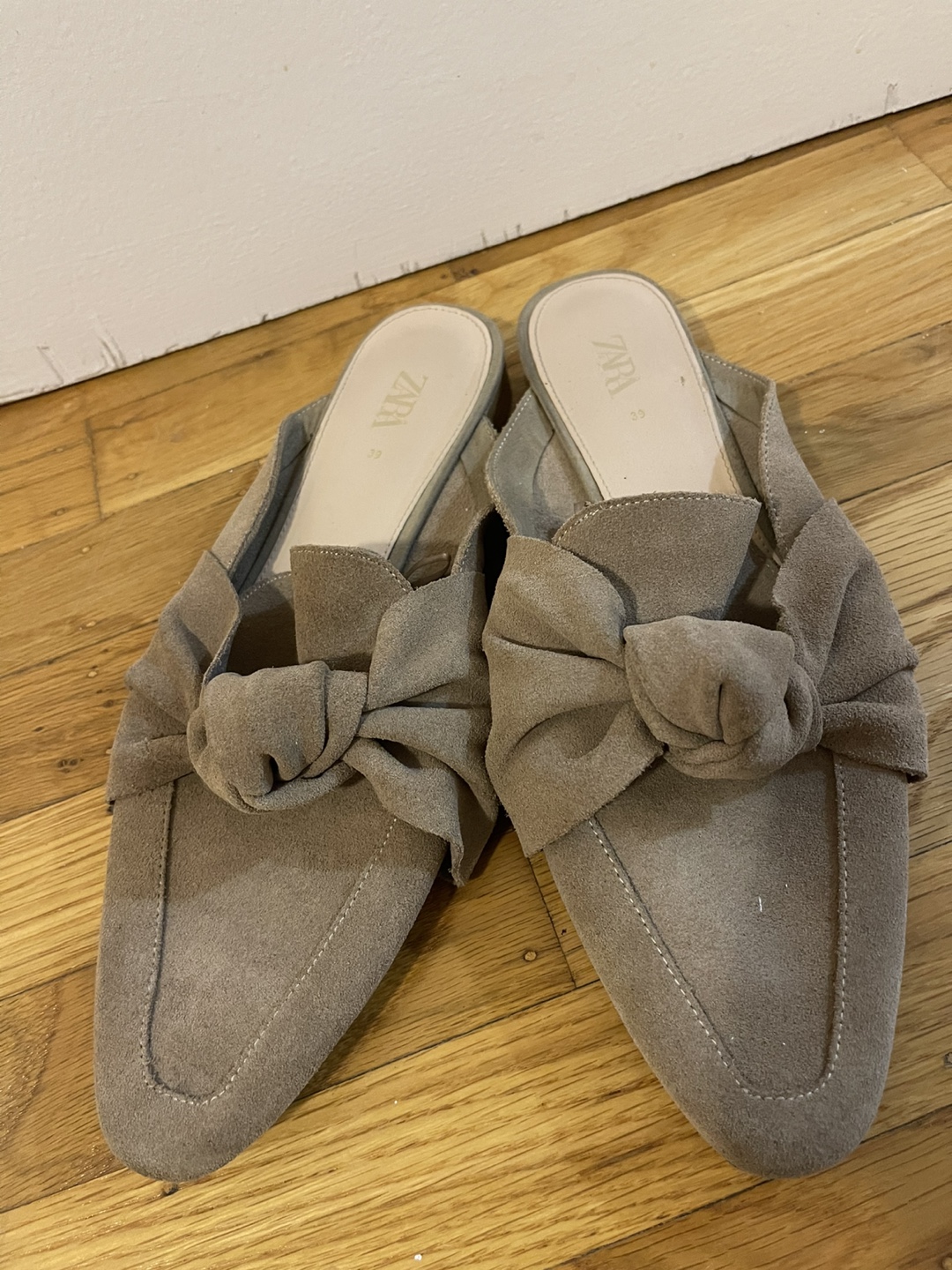 Zara Suede Bow Mules - photo 3