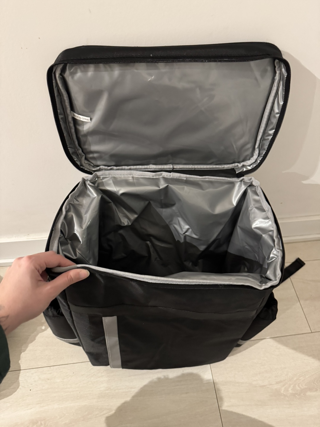 Black Insulated Delivery Backpack - photo 4