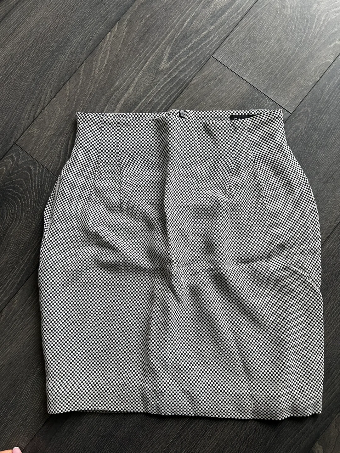 Gucci Spring Blazer and Skirt Set image indicator(3)