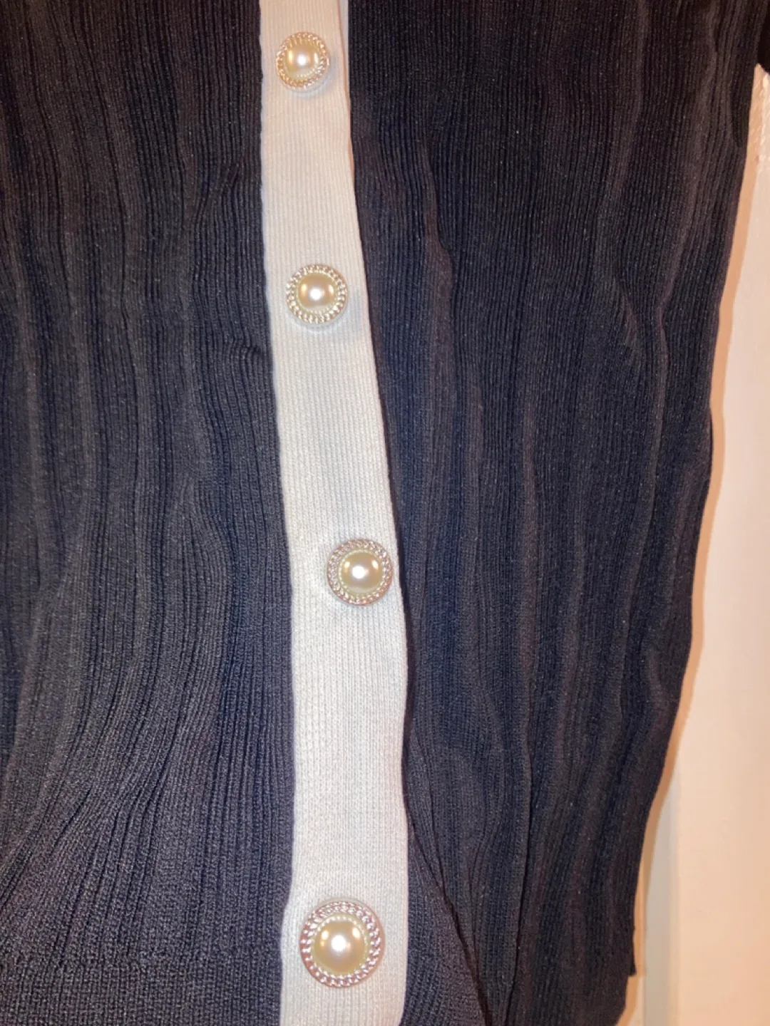 Cute stretchy Knit Cardigan w Pearl Trim image indicator(3)