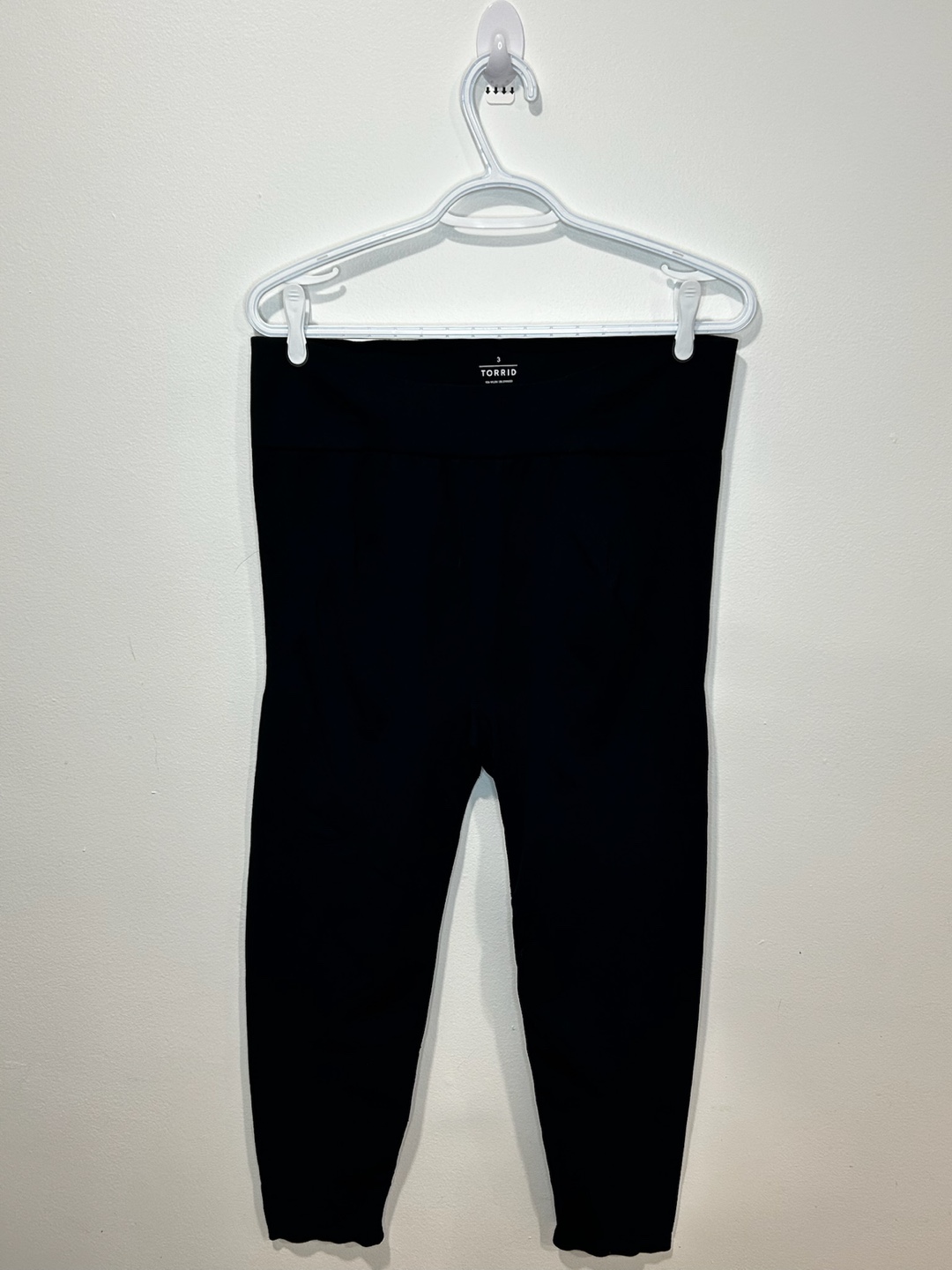 Torrid Black Leggings Size 3
