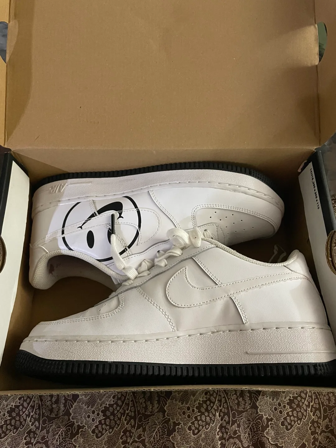 Nike Air Force 1 'Have a Nike Day' Smiley image indicator(5)