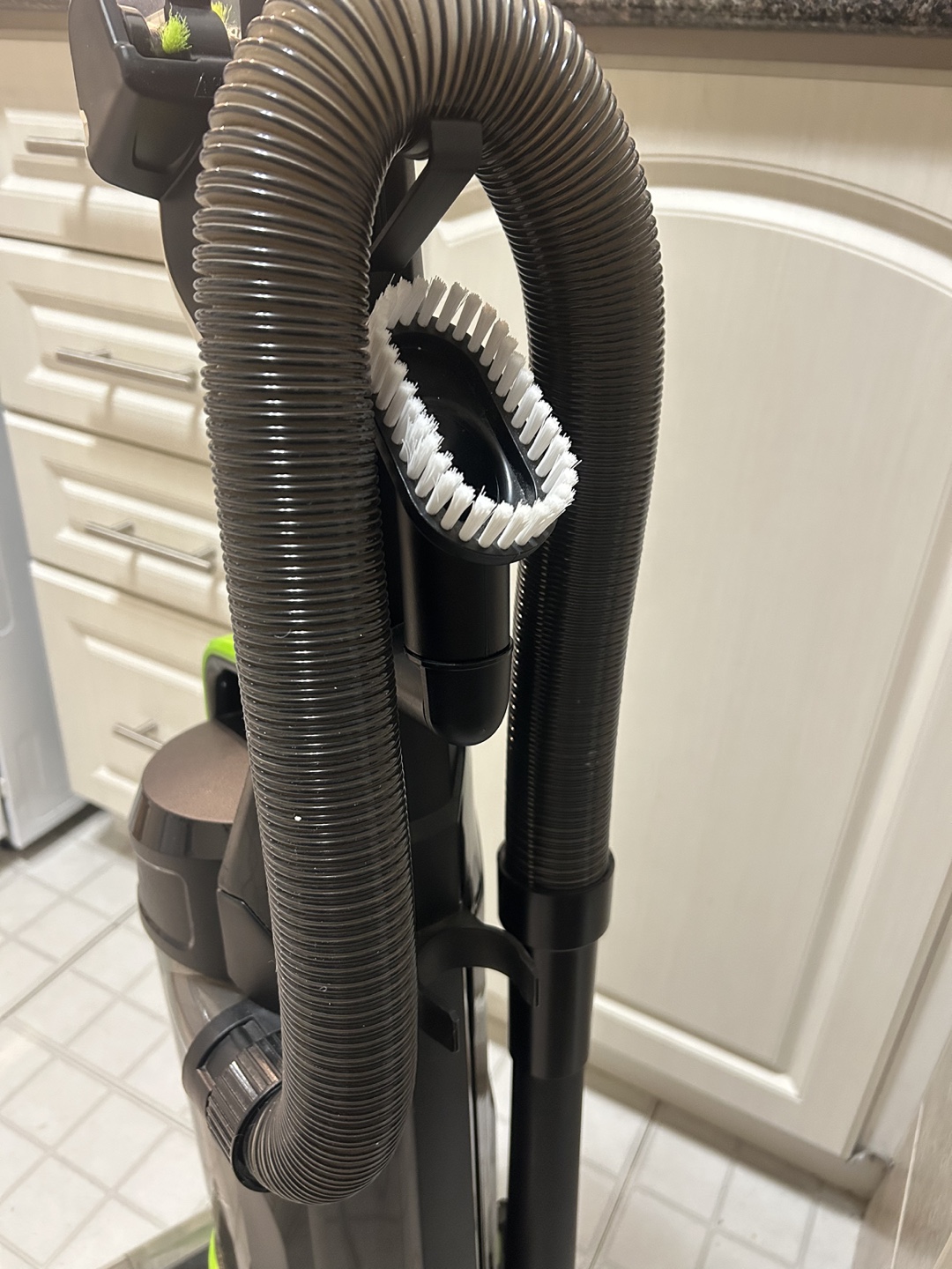 Bissell Powerforce Rewind Pet Upright Vacuum - photo 3