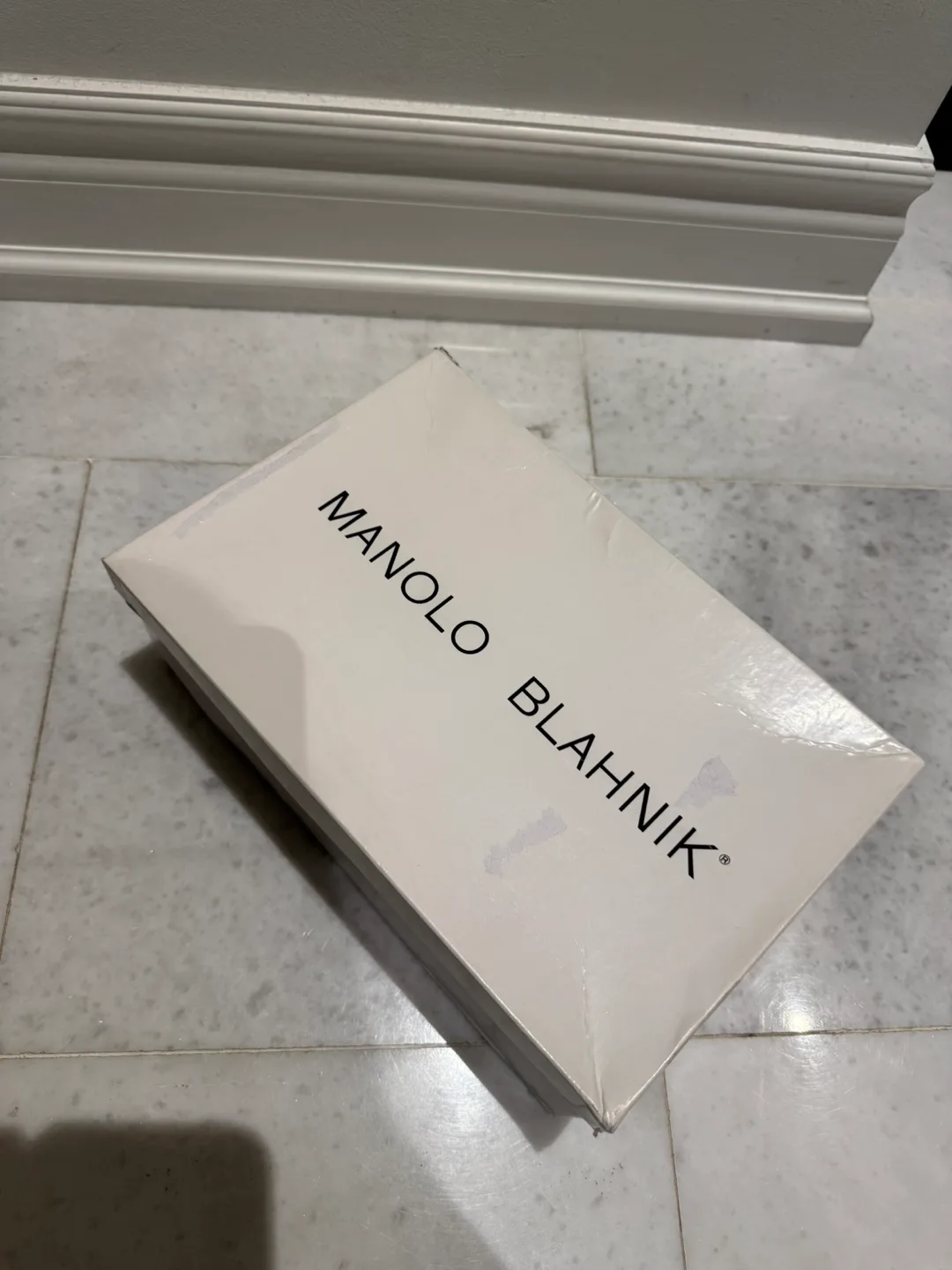 Manolo Blahnik flats image indicator(5)