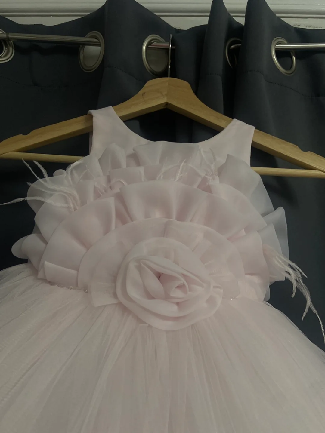 Pink Flower Girl Dress with Feathers image indicator(3)
