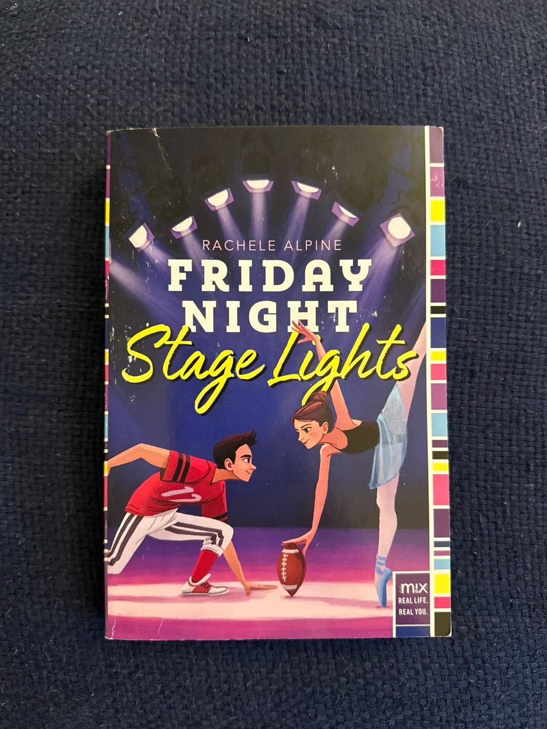 10 Different Children's Books - Good Condition image indicator(3)