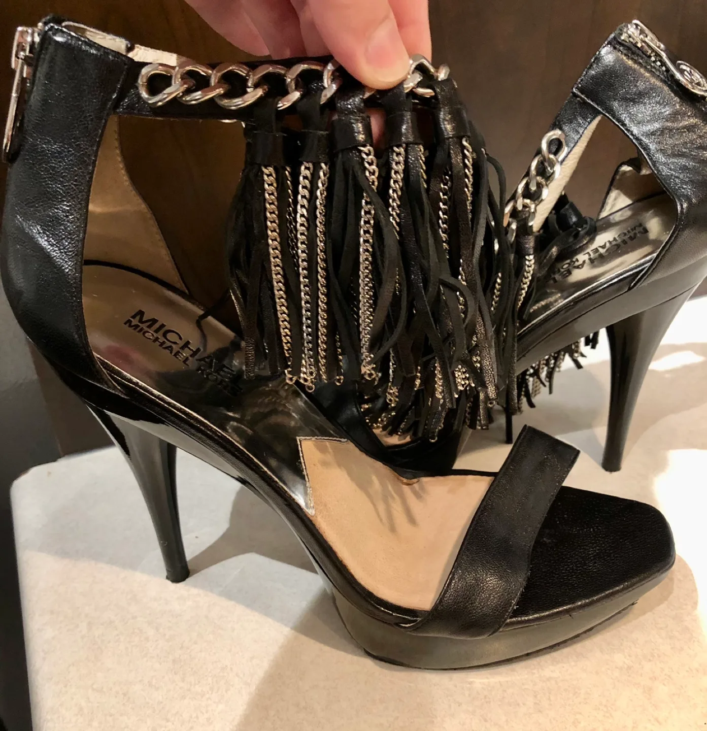 Michael Kors Black Leather Heels image indicator(3)