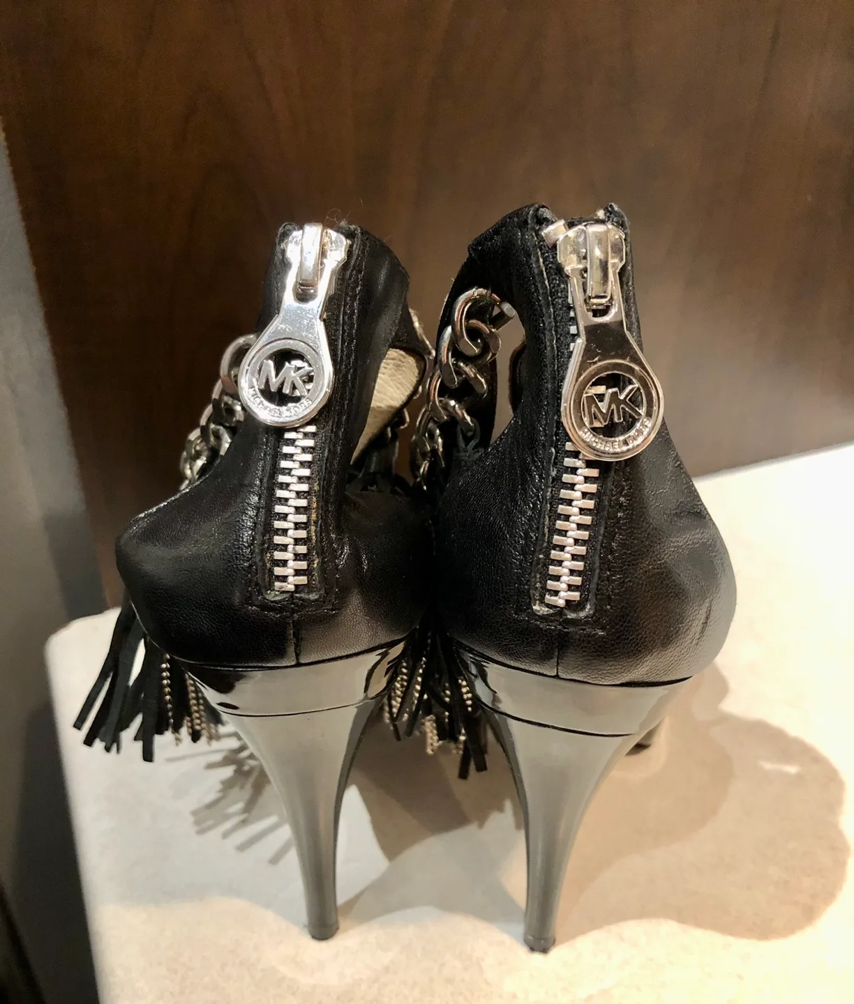 Michael Kors Black Leather Heels image indicator(5)