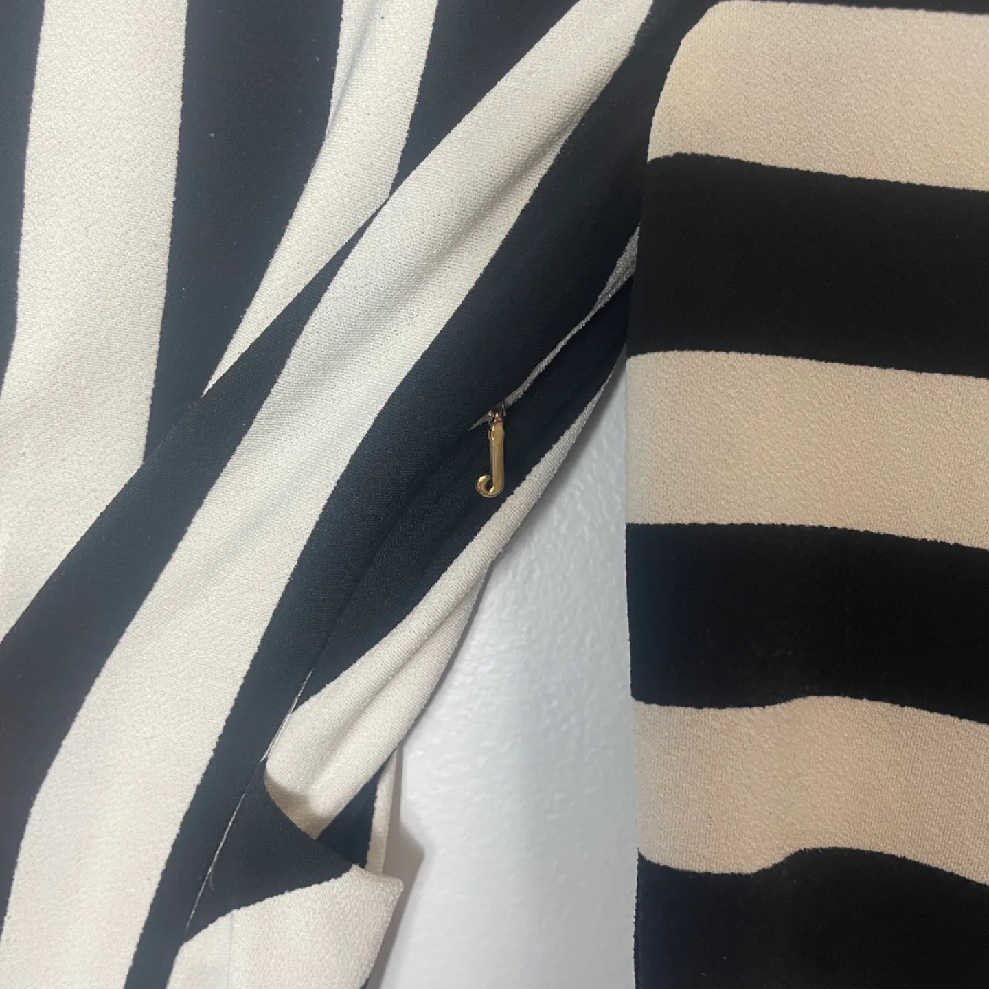Juicy Couture Promenade Stripe ¾ Sleeve Dress Size Small image indicator(6)