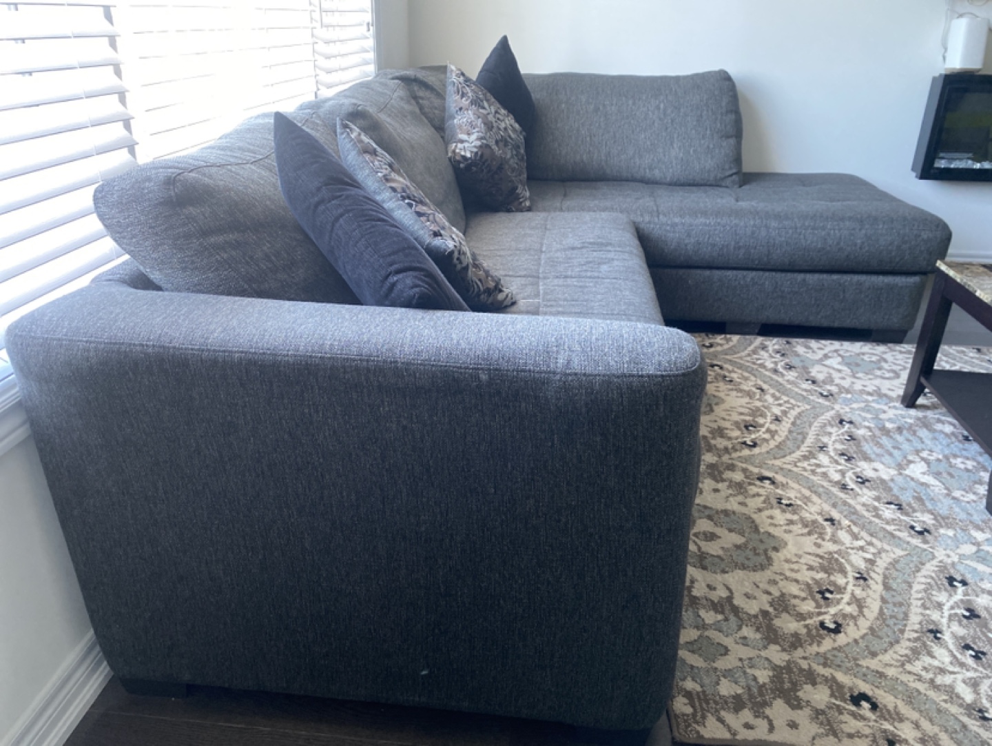 Grey Sectional Sofa from THE BRICK - photo 4