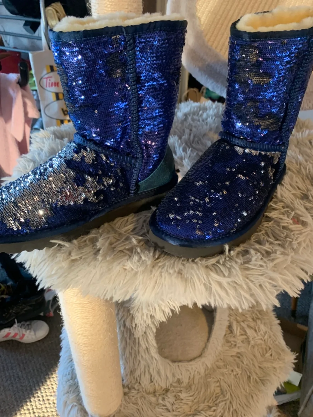 UGG Sequined Boots image indicator(4)